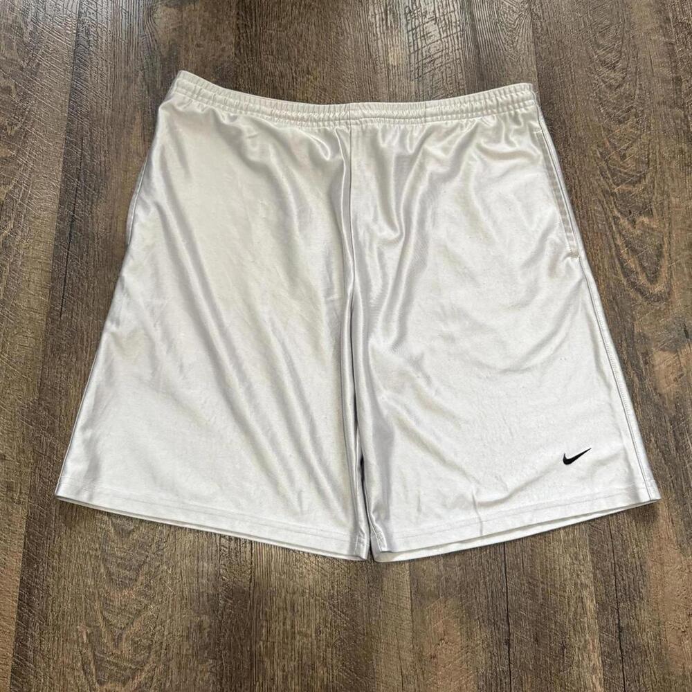 Vintage 90s Nike Athletic Shorts Medium